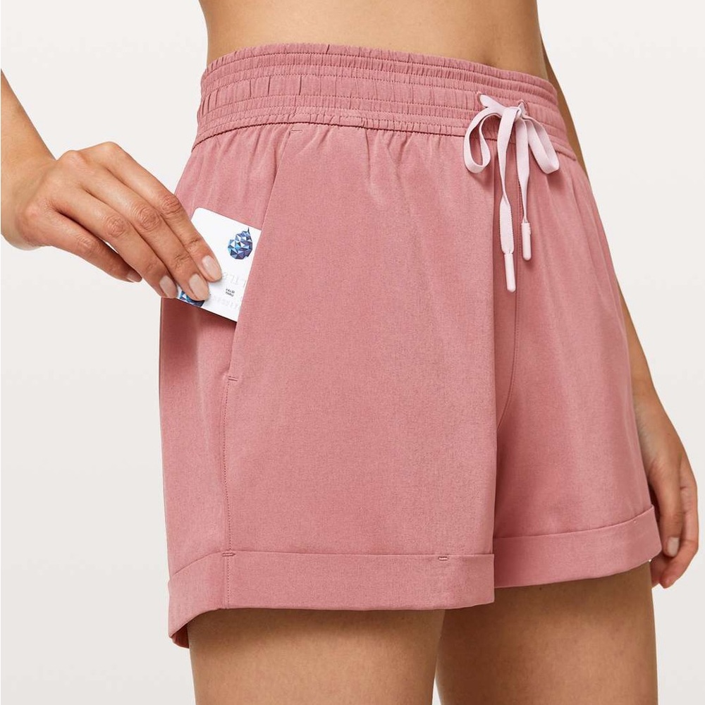 Lululemon Cuffed Oversized Short - image 2